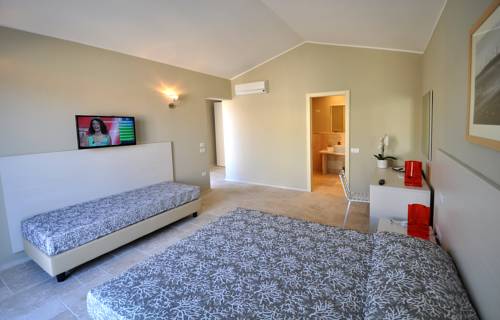 Imagen de la habitación del Hotel Domu Noa. Foto 6