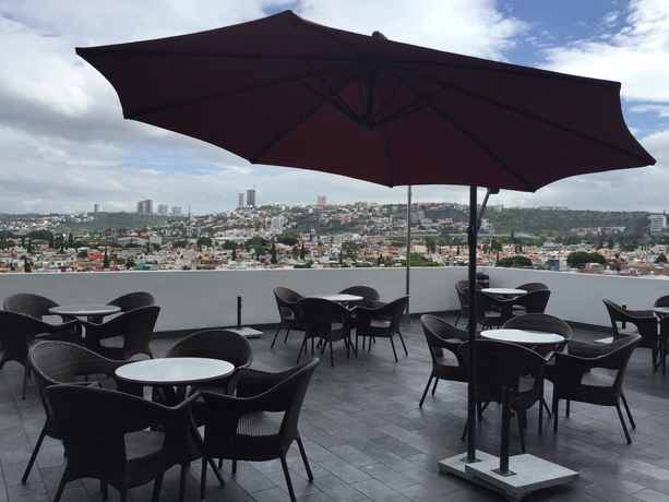 Imagen de los exteriores del Hotel Domun. Foto 10