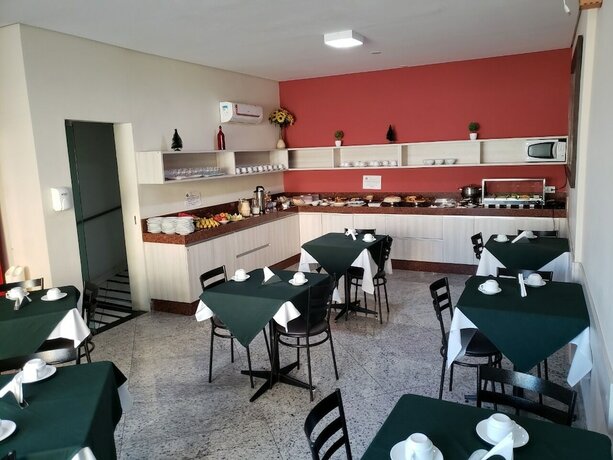 Imagen del bar/restaurante del Hotel Domus Afonso Guimar&atilde;es. Foto 13