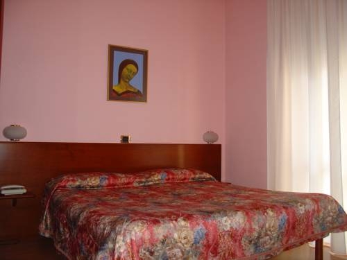 Imagen general del Hotel Domus, Alessandria. Foto 7