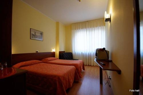 Imagen general del Hotel Domus, Alessandria. Foto 14