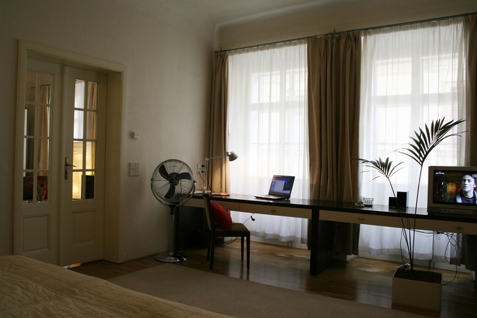 Imagen de la habitación del Hotel Domus Balthasar Design Hotel. Foto 9