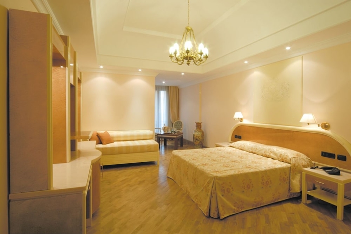 Imagen de la habitación del Hotel Domus Caesari. Foto 11