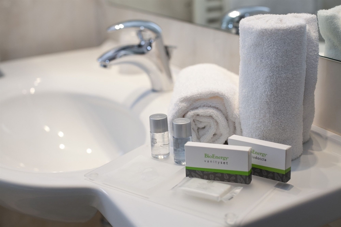 Imagen de la habitación del Hotel Domus Expo. Foto 7