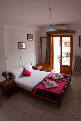 Imagen de la habitación del Hotel Domus Inn. Foto 6