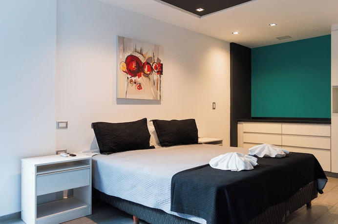 Imagen de la habitación del Hotel Domus Lake Resort. Foto 5