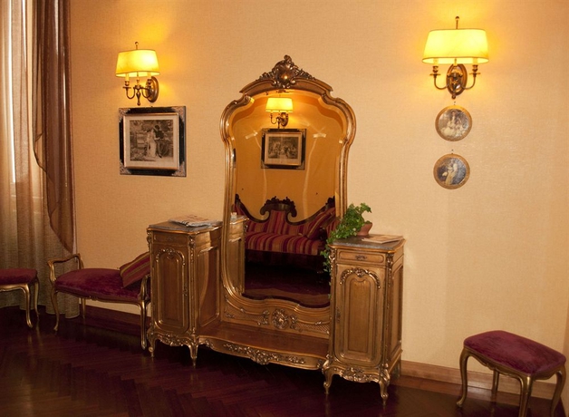 Imagen de los interiores del Hotel Domus Livia Luxury Suites. Foto 10