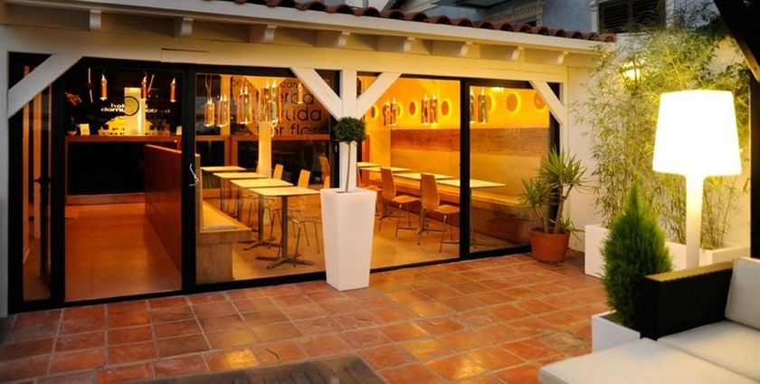 Imagen de los exteriores del Hotel Domus, Málaga. Foto 11