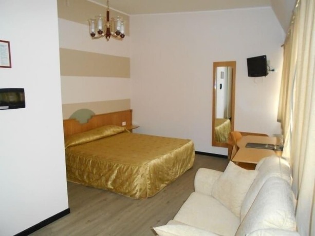 Imagen de la habitación del Hotel Domus, Maranello. Foto 20