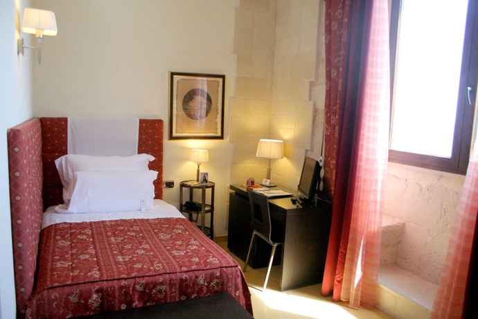 Imagen de la habitación del Hotel Domus Mariae Benessere. Foto 3