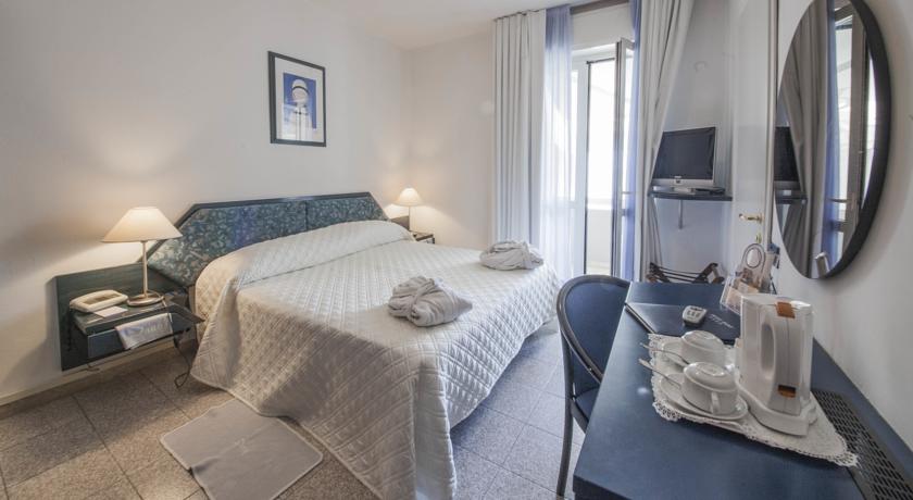 Imagen general del Hotel Domus, Marina di Massa. Foto 4