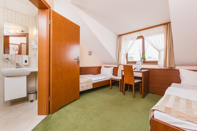 Imagen de la habitación del Hotel Domus Mater. Foto 10