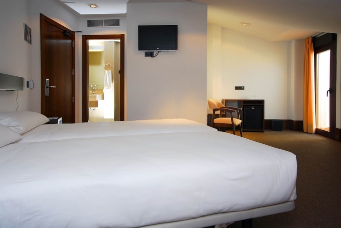 Imagen de la habitación del Hotel Domus Plaza Zocodover. Foto 7