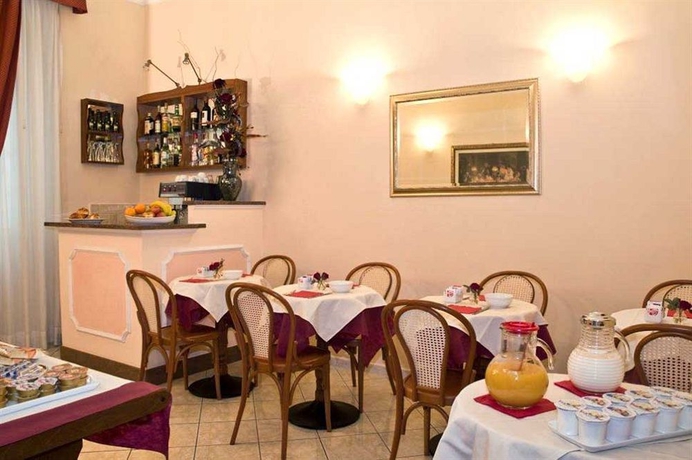 Imagen del bar/restaurante del Hotel Domus Praetoria. Foto 3