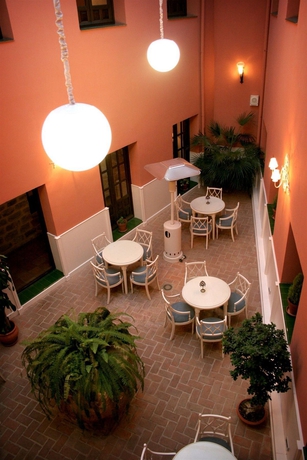 Imagen del bar/restaurante del Hotel Domus Selecta Palacio Las Manillas. Foto 1