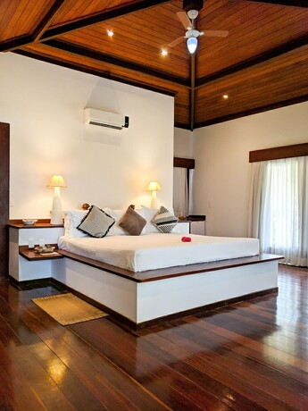 Imagen de la habitación del Hotel Domus Villas de Luxo. Foto 17