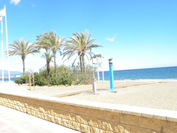 Imagen de los exteriores del Hotel Don Agustin. Foto 16