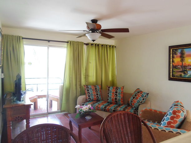 Imagen de la habitación del Hotel Don Andres. Foto 13