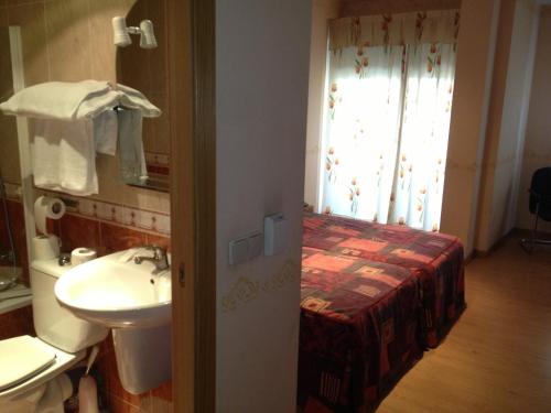 Imagen general del Hotel Don Angel. Foto 12