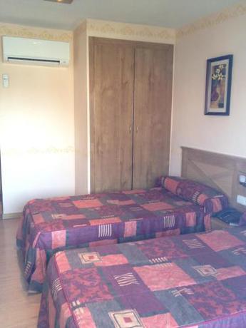 Imagen general del Hotel Don Angel. Foto 16