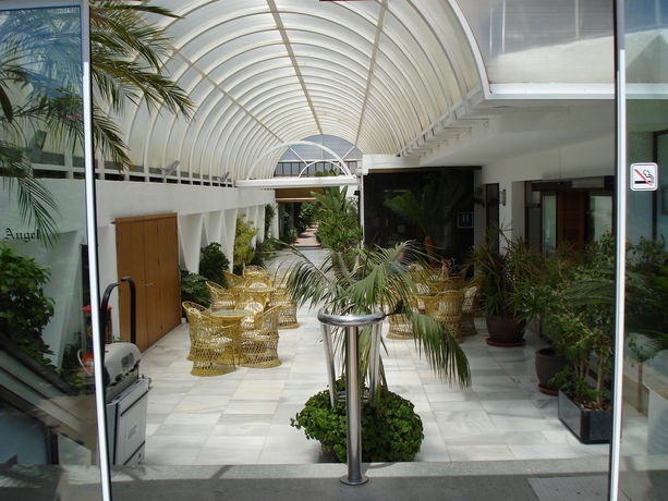 Imagen general del Hotel Don Angel Santa Susana. Foto 2