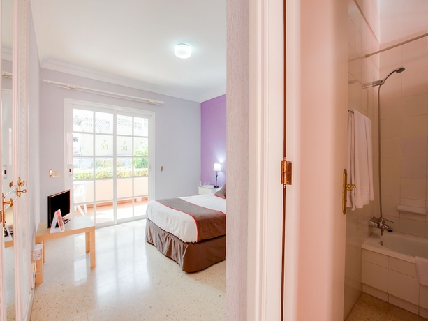 Imagen de la habitación del Hotel Don Cándido, Puerto de la Cruz. Foto 8