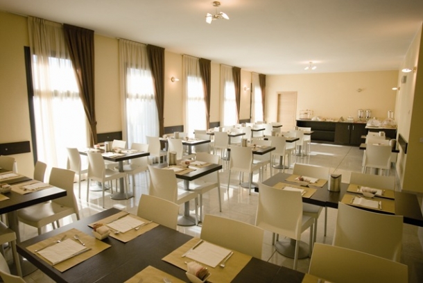 Imagen general del Hotel Don Camillo. Foto 5