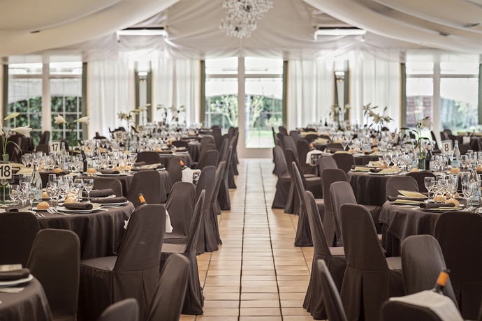 Imagen de los interiores del Hotel Don Carlos, Huarte. Foto 15