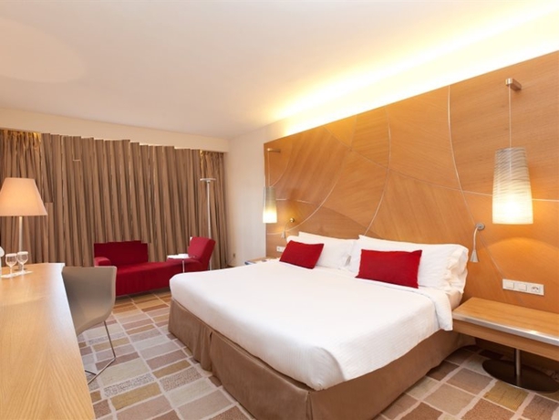 Imagen de la habitación del Hotel Don Carlos Leisure Resort and Spa. Foto 7