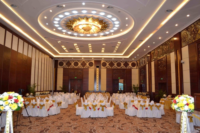 Imagen de los interiores del Hotel Don Chan Palace, and Convention. Foto 13