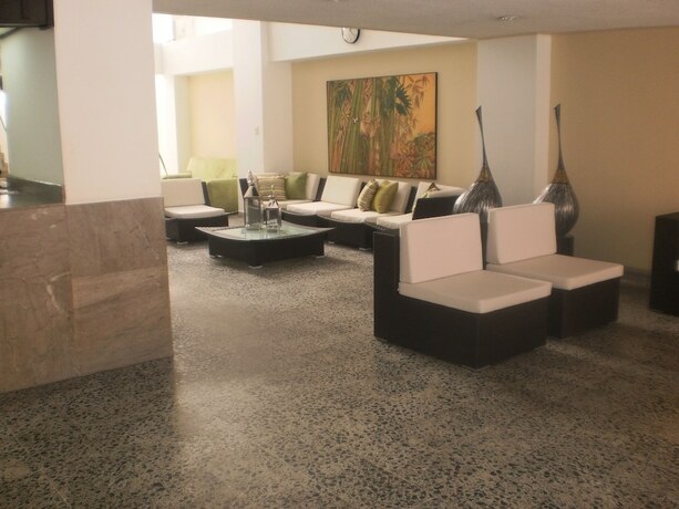 Imagen general del Hotel Don Gregorio, Cartago. Foto 9