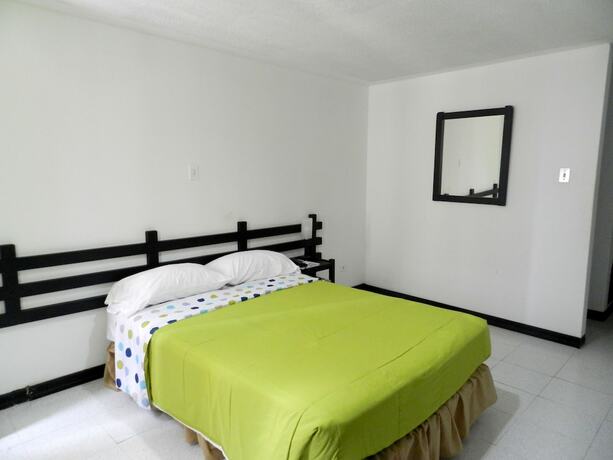Imagen de la habitación del Hotel Don Gregorio, Cartago. Foto 19