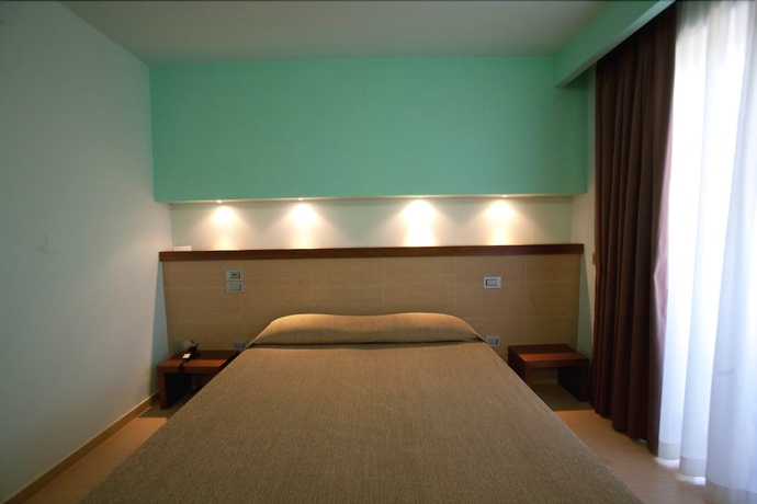 Imagen de la habitación del Hotel Don Guglielmo. Foto 3