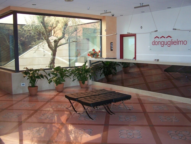 Imagen de los interiores del Hotel Don Guglielmo. Foto 18