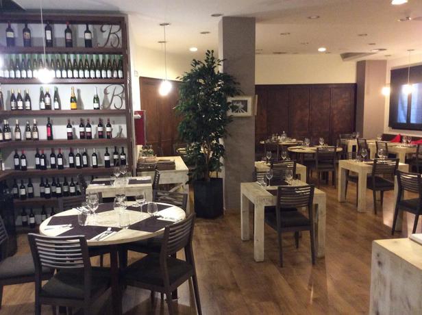 Imagen general del Hotel Don Jaime 54. Foto 2