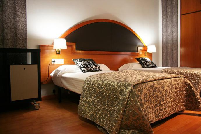 Imagen general del Hotel Don Jaime 54. Foto 11