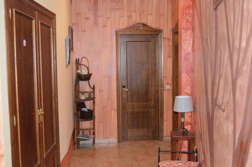 Imagen de la habitación del Hotel Don Javier. Foto 10