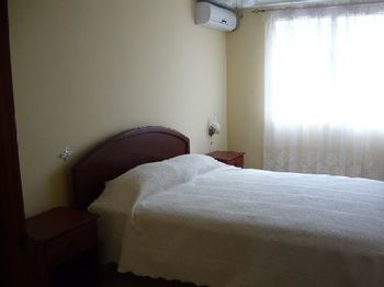 Imagen de la habitación del Hotel Don Jesus. Foto 9
