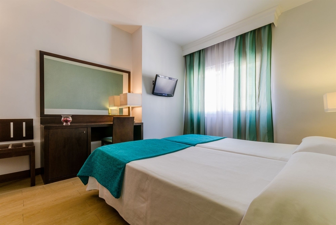 Imagen de la habitación del Hotel Don Juan, Granada. Foto 11