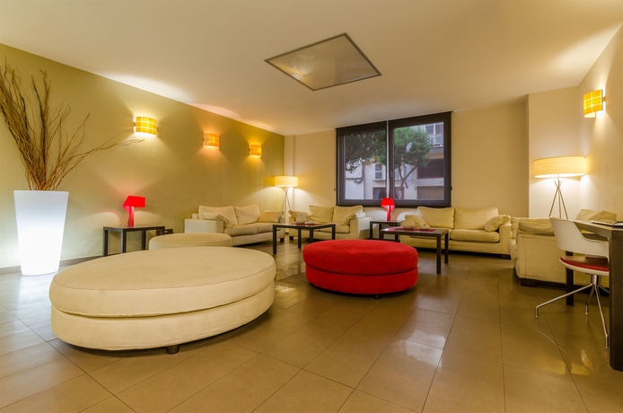 Imagen de los interiores del Hotel Don Juan, Granada. Foto 16