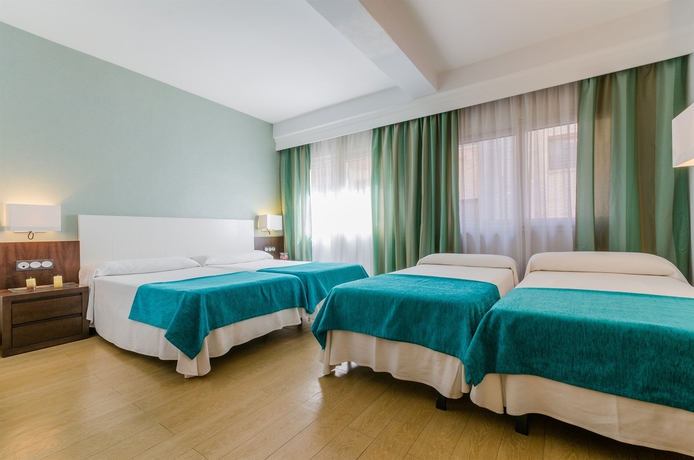 Imagen de la habitación del Hotel Don Juan, Granada. Foto 13