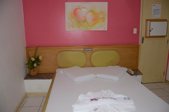 Imagen de la habitación del Hotel Don Juan, Salvador. Foto 7