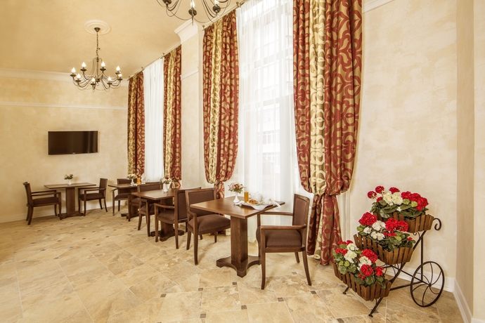 Imagen de los interiores del Hotel Don Kikhot. Foto 19