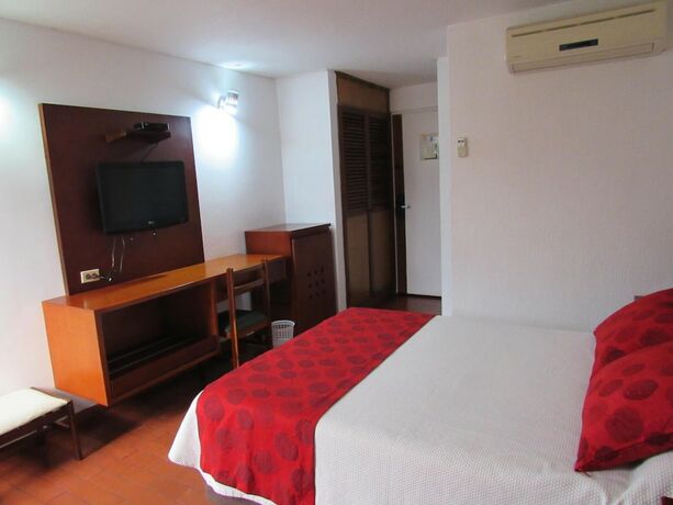 Imagen general del Hotel Don Lolo. Foto 6