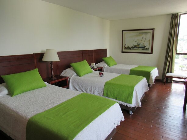 Imagen de la habitación del Hotel Don Lolo. Foto 26
