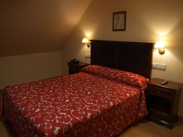 Imagen de la habitación del Hotel Don Luis, Aeropuerto Adolfo Suárez Madrid-Barajas. Foto 5