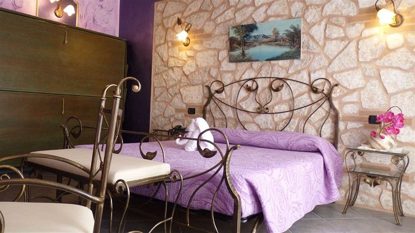 Imagen de la habitación del Hotel Don Luis, Castel di Sangro. Foto 7