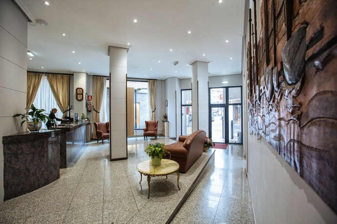 Imagen de los interiores del Hotel Don Manuel. Foto 19
