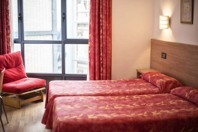 Imagen de la habitación del Hotel Don Manuel. Foto 6