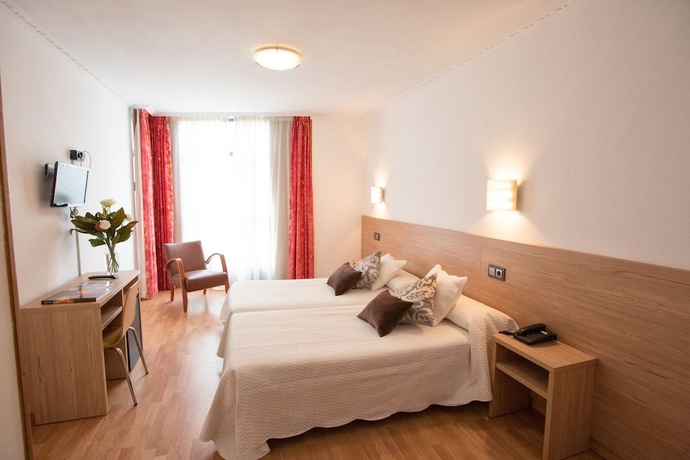 Imagen de la habitación del Hotel Don Manuel. Foto 12